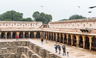 Tourist are taking pict of Chand Baori.